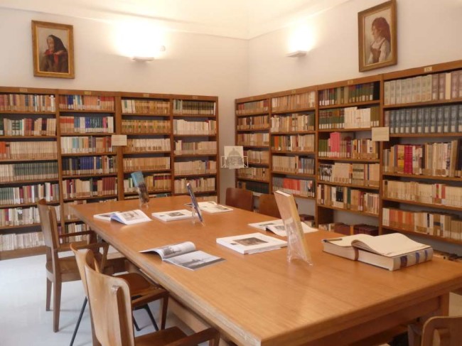 Biblioteca Bindi. Interno 