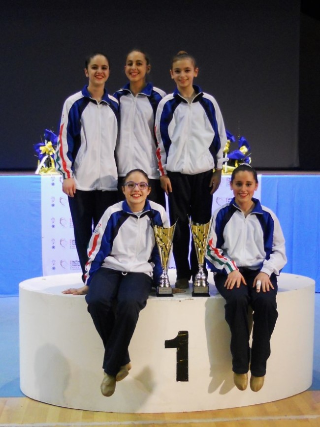  le 5 atlete della società che hanno partecipato ai mondiali : Greta Contadini, Galeotti Francesca, Caprini Federica, Conti Arianna, Donninelli Chiara