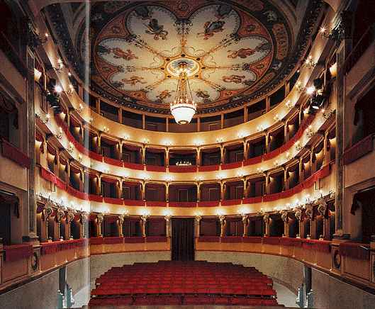 II Cartellone del Teatro Sanzio di Urbino per la stagione 2018/19