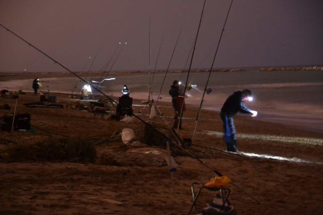 Trofeo Catch and realese...pescatori in azione di notte