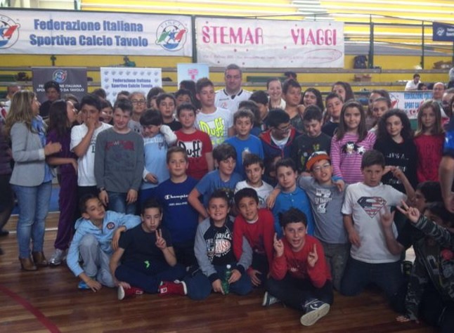 Gli alunni della Bice Piacentini al PalaSpeca per i campionati italiani di Subbuteo