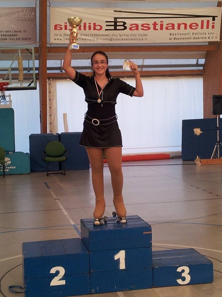 Pattinaggio Artistico: Due ori e due argenti per il team Diavoli Verde Rosa ai Campionati Regionali Uisp di Fermignano del 28 settembre 2014