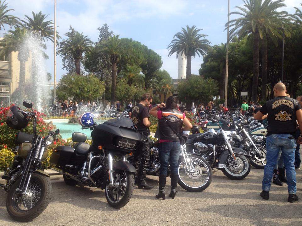 Italian free chapter event, raduno per moto Harley in Città