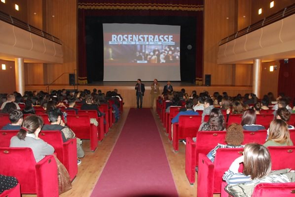 Con il film “Rosenstrasse” la Città ha celebrato la “Giornata della Memoria”