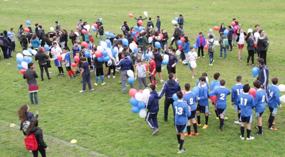 Mattinata di rugby ed amicizia con le scuole al campo Mandela