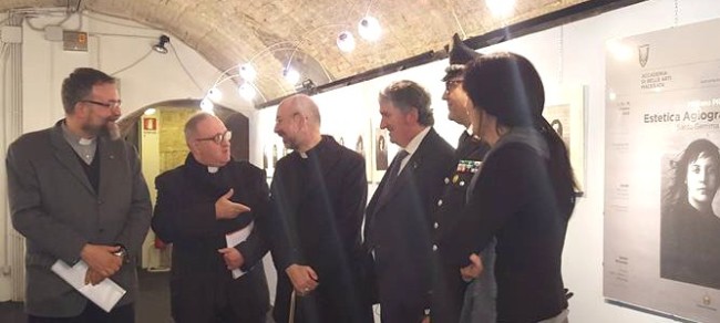 un momento dell'inaugurazione con il Vescovo Marconi e il   Sindaco Pezzanesi