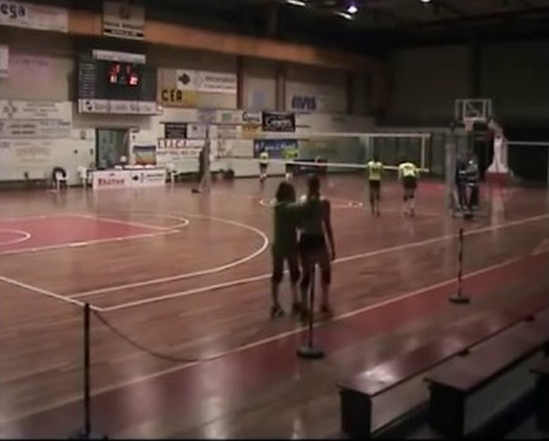 PallaVolo: Futura Tolentino – Volley Angels 3 a 2 (video terremoto durante la partita)