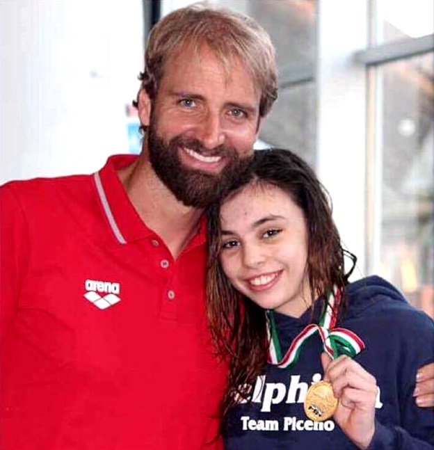 Oro e argento ai Campionati italiani di nuoto per la “farfalla” offidana