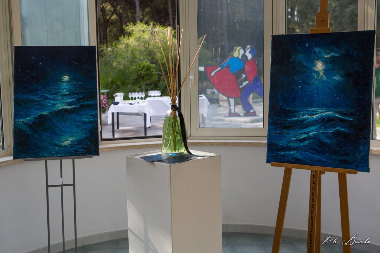“il mare il mio specchio”: inaugurata la mostra di Alessandra Peloso alla Palazzina Azzurra