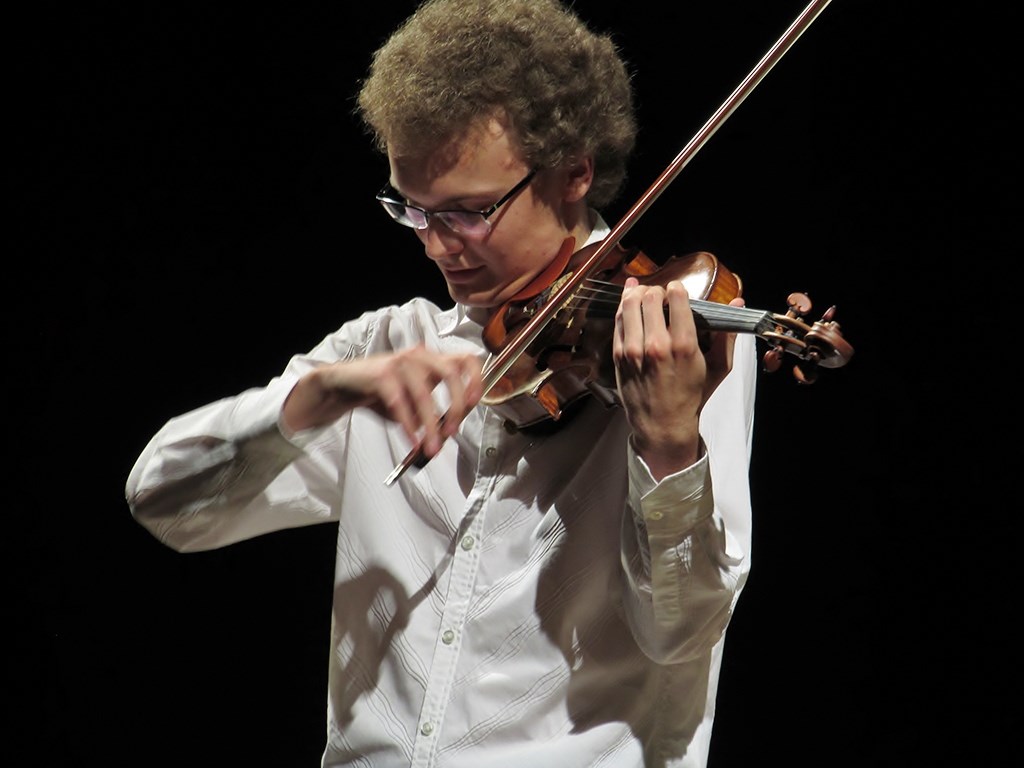 Concorso Violinistico Internazionale “Andrea Postacchini”: Dmytro Udovichenko vincitore assoluto della 25a edizione