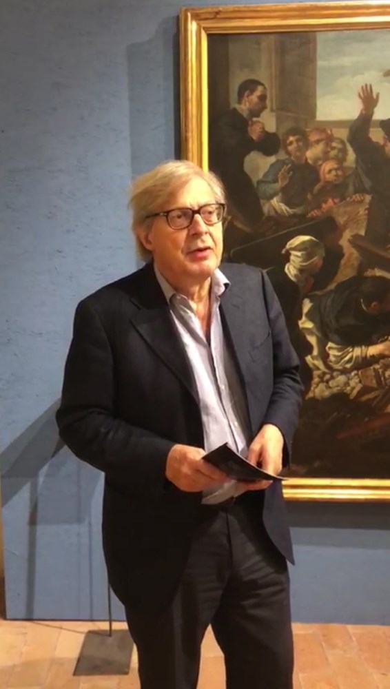 Vittorio Sgarbi ha visitato la mostra “Milleduecento. Civiltà figurativa tra Umbria e Marche al tramonto del Romanico”