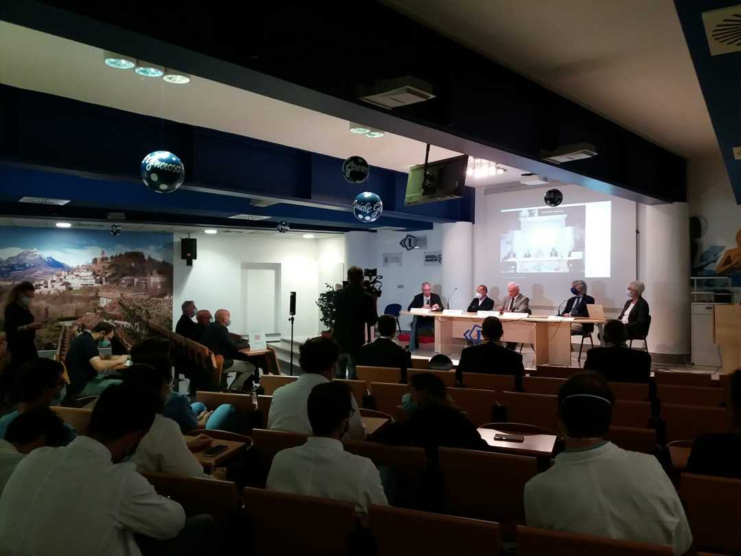 Agli Ospedali riuniti di Ancona presentato il nuovo ambulatorio chirurgico per la cataratta