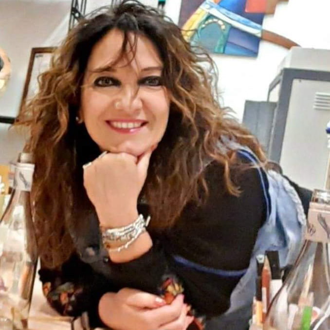 Barbara Tomassini, ceramista ascolana, presidente regionale di Cna artistico e tradizionale