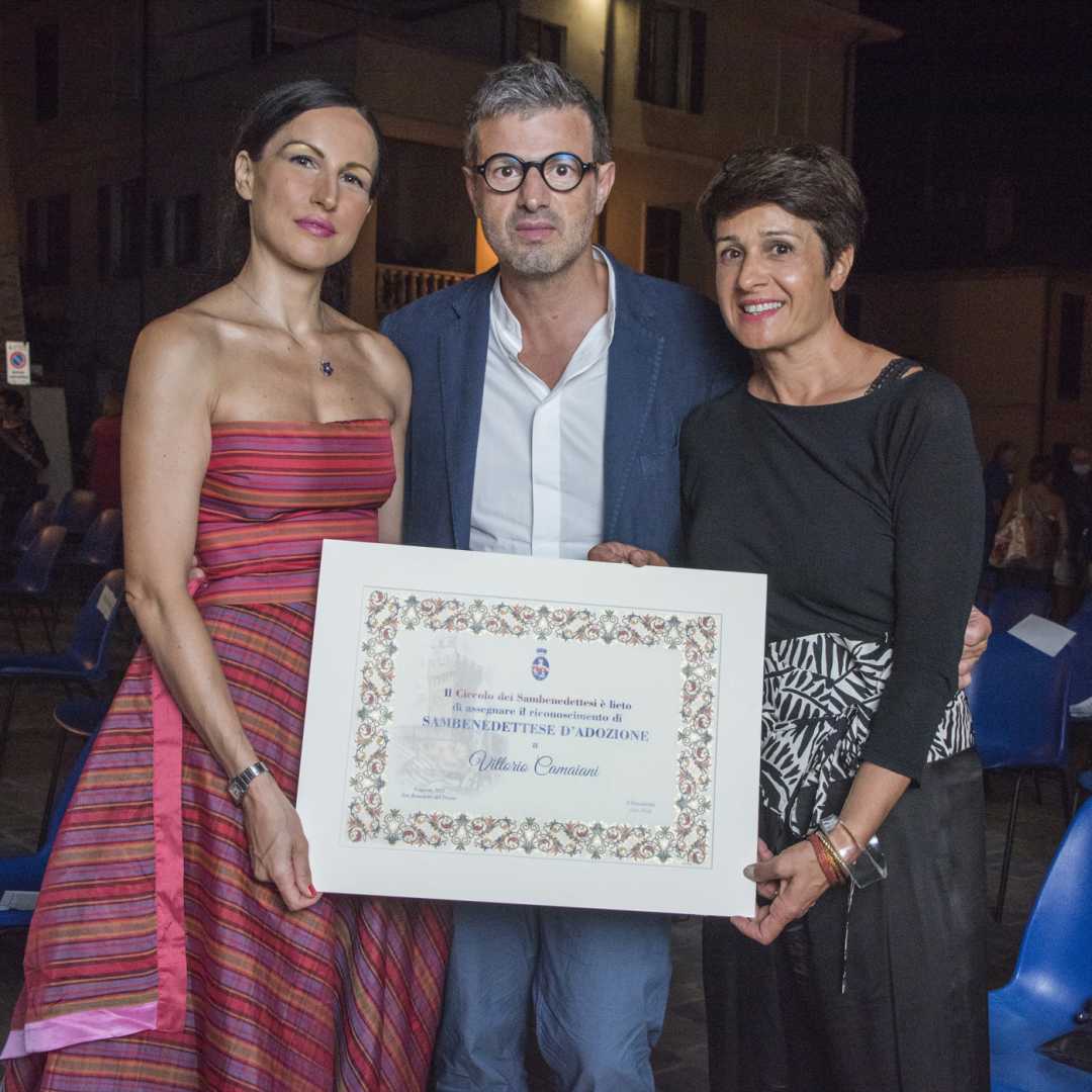 Vittorio Camaiani riceve il premio di Cittadino d’Adozione di San Benedetto del Tronto