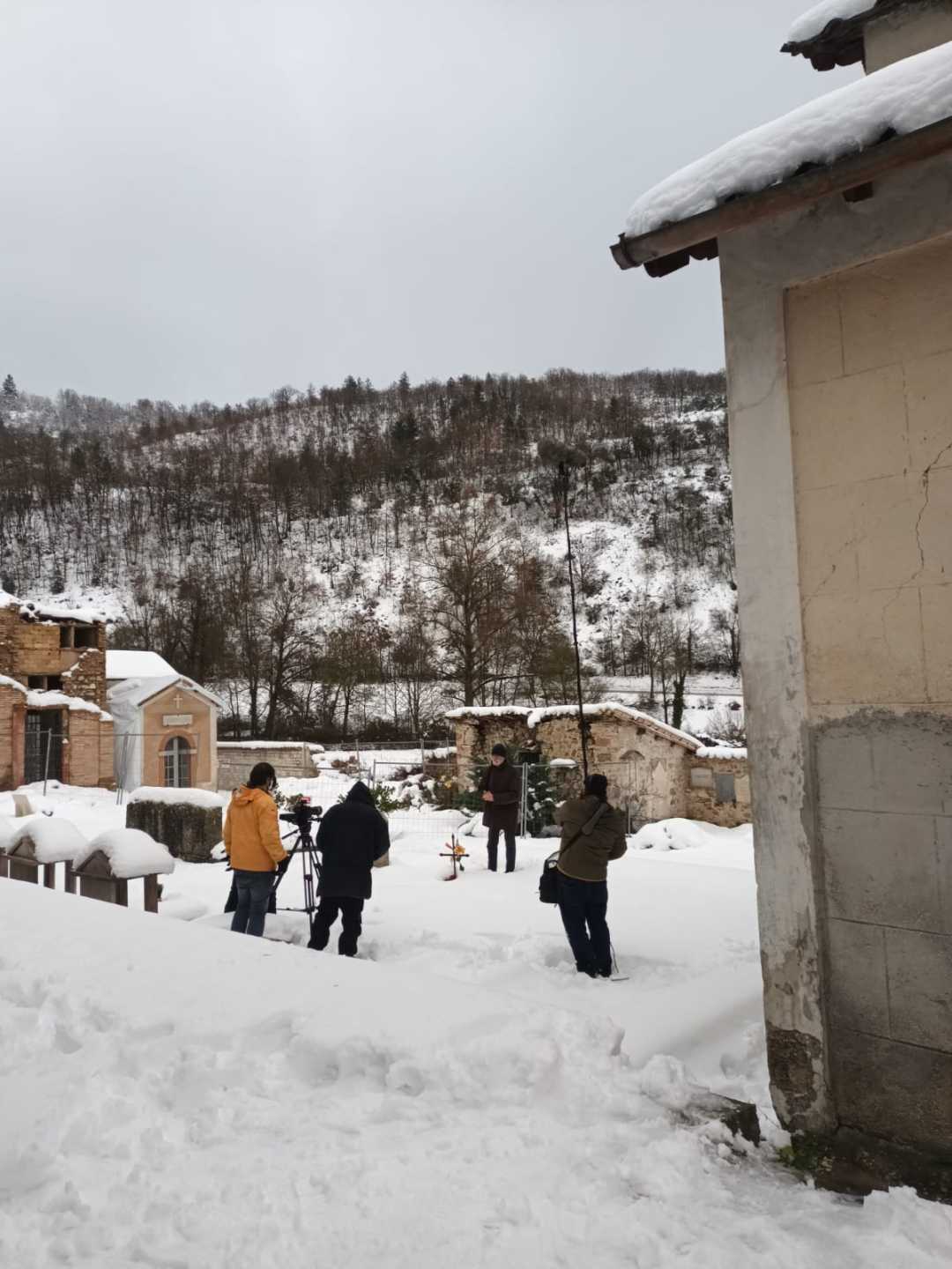 Neve e sangue, ciak sui Sibillini nelle zone del terremoto