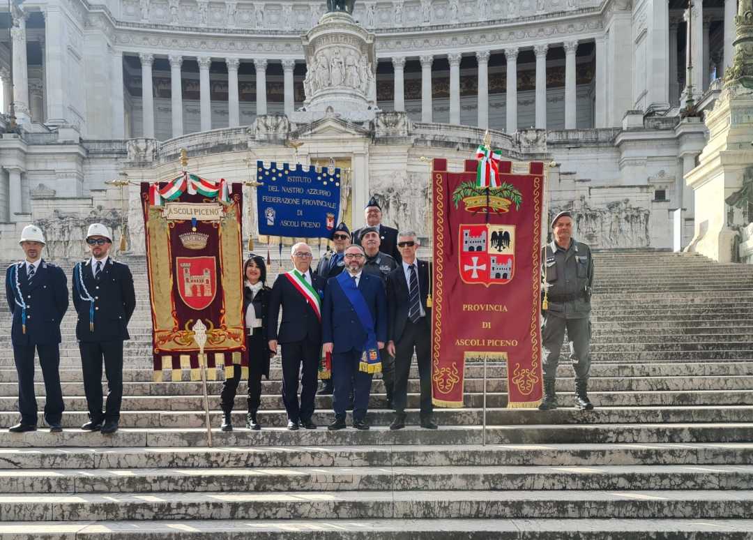 100 anni della fondazione dell’Istituto Nazionale Nastro Azzurro: a Roma presenti il Comune e la Provincia di Ascoli con i rispettivi gonfaloni