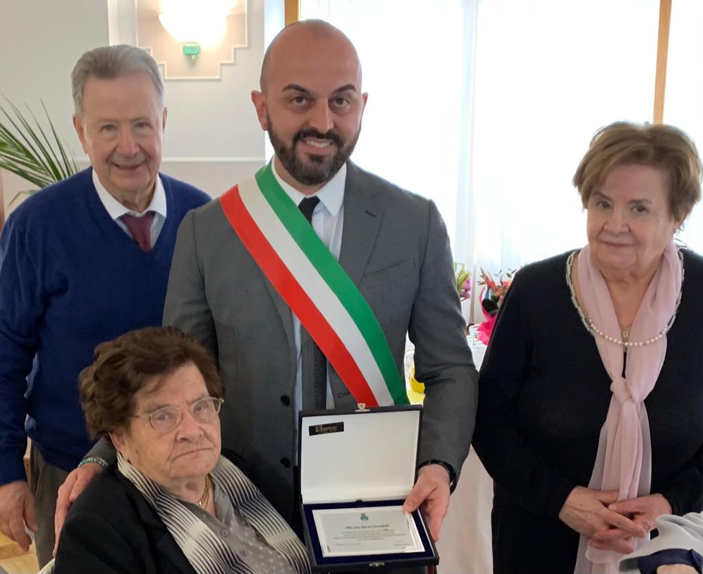 Castorano festeggia la centenaria “Marietta” Corradetti