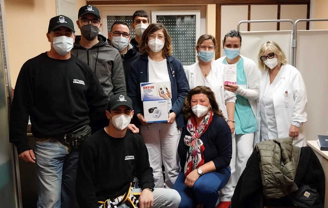 Ultras del Settembre Bianconero donano macchinari sanitari all’Ostetricia