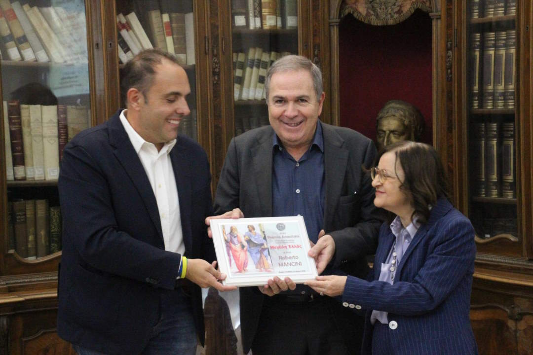 Il Premio Anassilaos Megale Hellas al prof. Roberto Mancini 